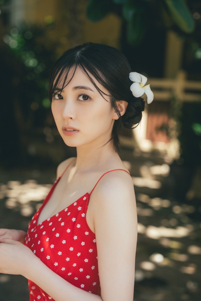 Imagen promocional relacionada con Yuina lanzará su primer fotolibro en enero de 2027 con fotografías tomadas en Malasia · imagen 3