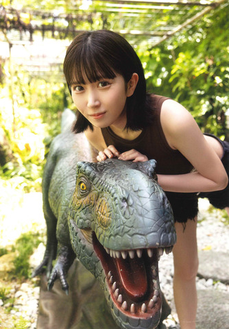 Imagen promocional relacionada con Momonosuke revela la portada de su primer fotolibro, «Ittōsei» · imagen 2