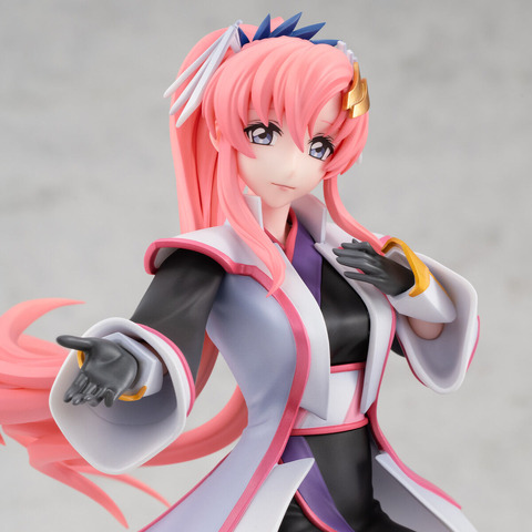 Imagen promocional relacionada con Lacus Clyne luce su atuendo de jinbaori en una nueva figura de Gundam SEED FREEDOM · imagen 2