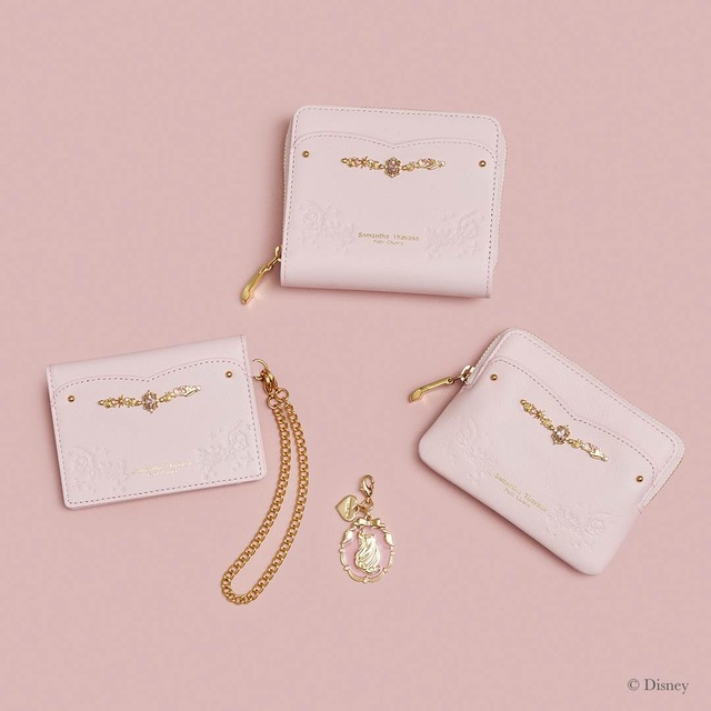 Imagen promocional relacionada con Disney lleva a sus princesas a una colección de carteras y accesorios de Samantha Thavasa · imagen 5