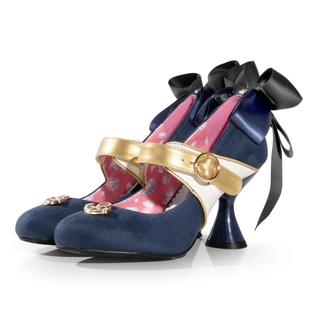Imagen promocional relacionada con MAYLA presenta tres pares de tacones inspirados en JoJo’s: Diamond Is Unbreakable · imagen 3