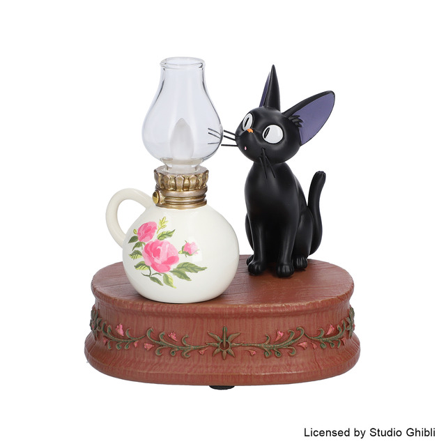 Imagen promocional relacionada con Jiji protagoniza una lámpara miniatura de estilo antiguo inspirada en Mi vecino Totoro · imagen 5